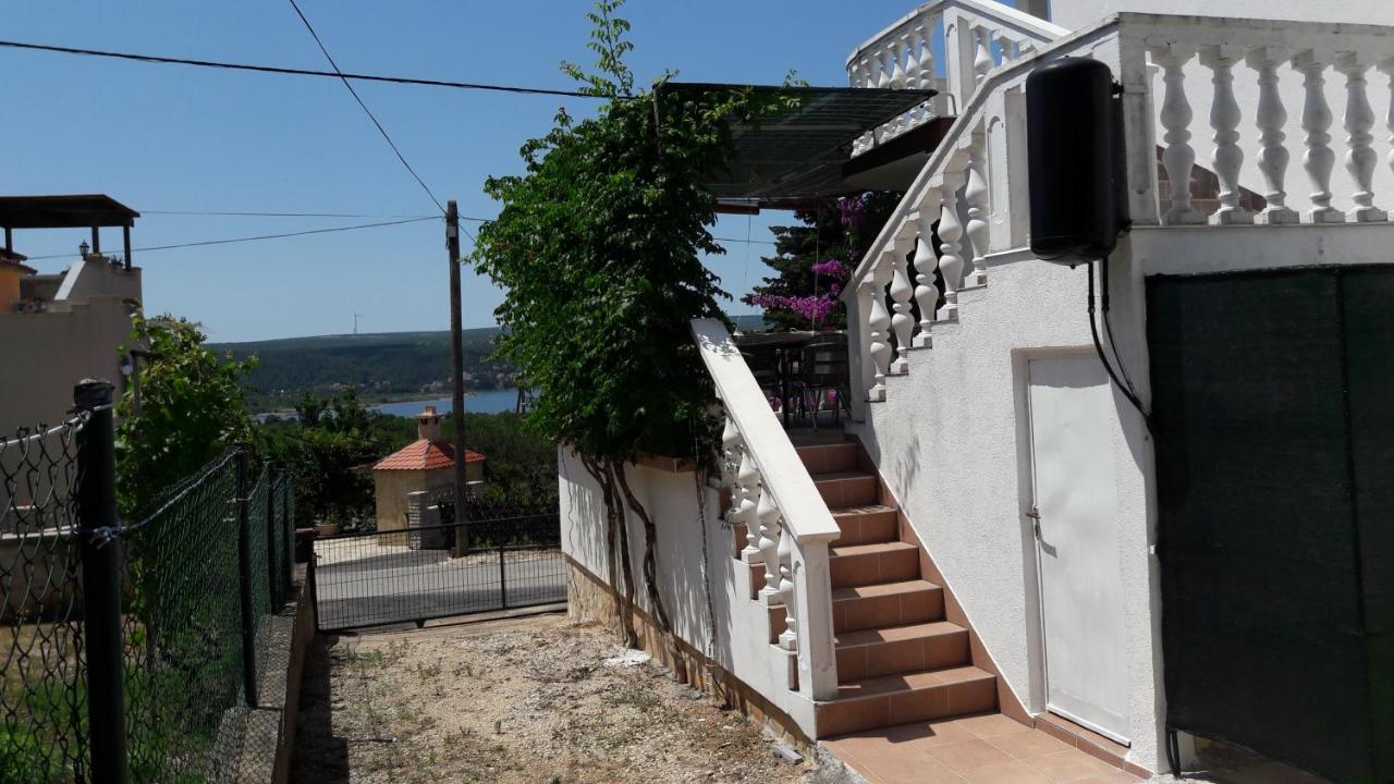 Apartment Ana Горни Карин Екстериор снимка