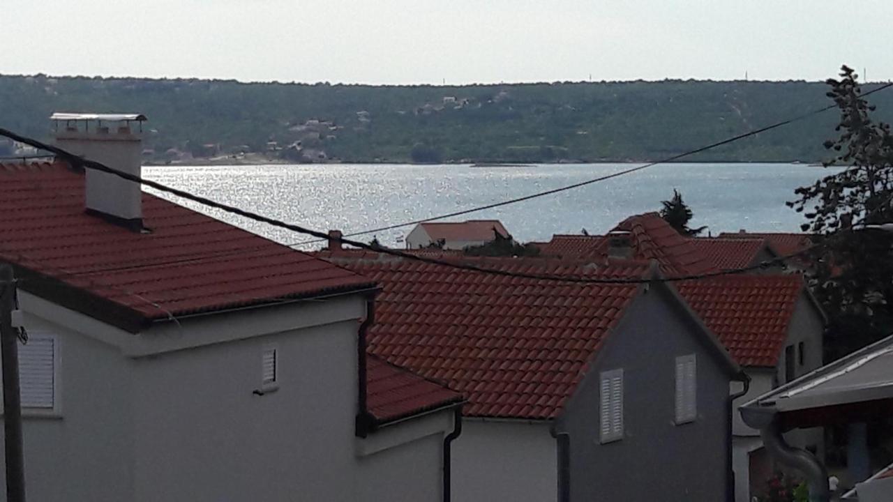 Apartment Ana Горни Карин Екстериор снимка